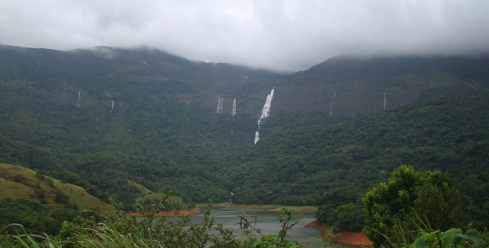 Siruvani falls